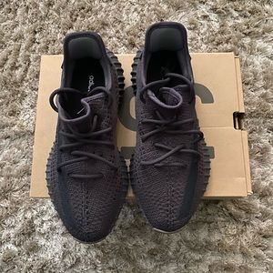 Yeezy 350 V2 Cinder Size 8 Men’s